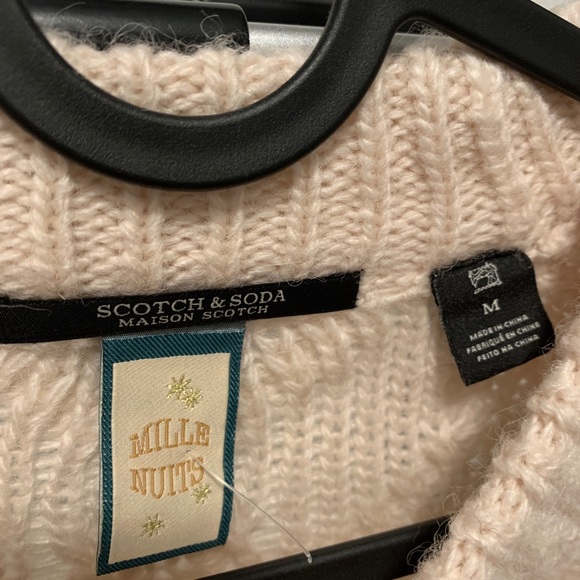 Cute white wool and polyester top - Picture 6 of 6